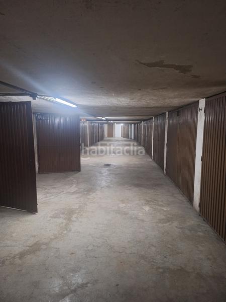 Foto ae247383-bc5b-4e7a-a608-589cf51ad618. Aparcament cotxe a Aguilar de Campoo