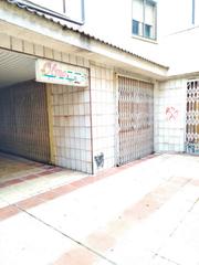 Local Comercial  Aguilar de campoo - puente. Bienvenidos a este increíble local en venta! con una superficie