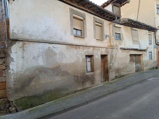 Terreny residencial  Calle pesquera. En la hermosa localidad de aguilar de campoo, se encuentra esta