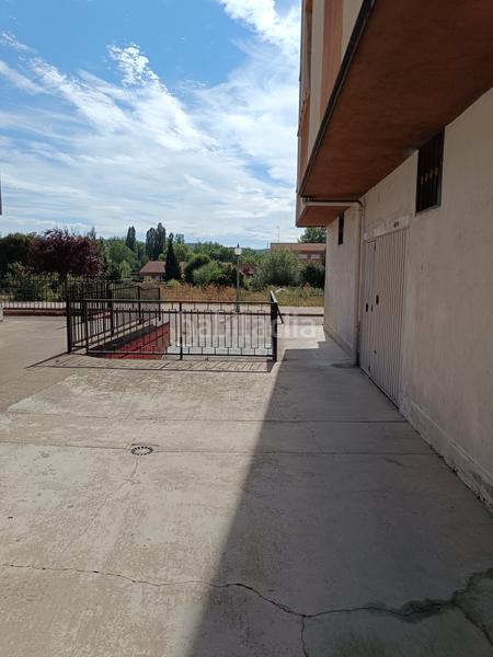 Foto 67a1ff92-a985-485c-9248-8add738cb4a3. Piso amplio piso luminosocon ascensor y garaje cerrado en Guardo