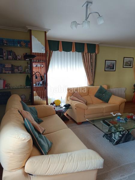 Foto 9a8c74fa-c91c-4949-aa97-15b718cdf3d8. Piso amplio piso luminosocon ascensor y garaje cerrado en Guardo