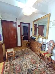 Pis  Aguilar de campoo - cl modesto lafuente. Descubre este céntrico piso en venta situado en la localidad de