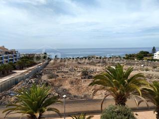 Apartamento en Los Cristianos. Apartamento en venta en los cristianos, 4 dormitorios.