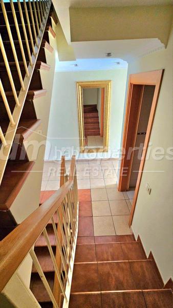 Foto 87cbcf7e-c323-4d66-ac66-32e65109e849. Casa a schiera con parcheggio piscina in Playa Fañabé Alto Adeje