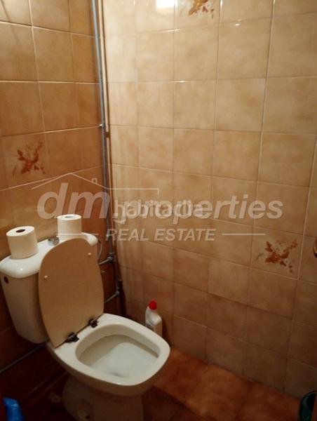 Foto 1850c809-53c7-4138-8039-6fd4e6681d80. Local comercial local com. en venta en Los Cristianos, 9 despachos. en Arona