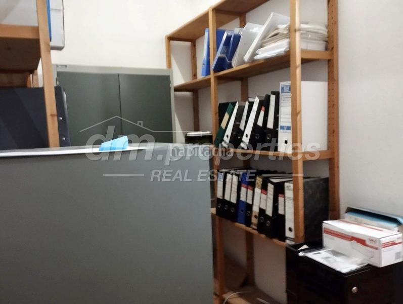 Foto 9f0bdc2d-b03b-45f0-8546-45c04fac508f. Local comercial local com. en venta en Los Cristianos, 9 despachos. en Arona