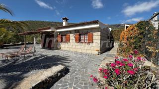 Masia a Granadilla de Abona ciudad. Finca rúst. en venta en cruz de tea, 2 dormitorios.