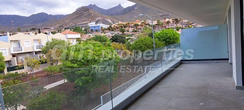 Foto 4931da4a-393f-4608-997d-b7c20676a293. Attique avec parking piscine dans Playa Fañabé Alto Adeje