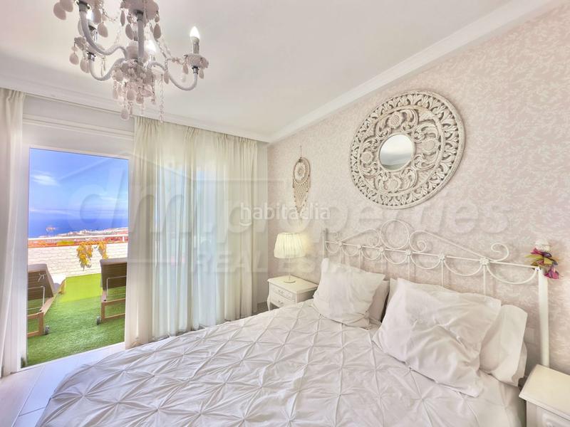 Foto 36632706-c506-403e-a70c-ade972d30fd4. Apartament amb aparcament piscina a Torviscas Centro y Alto Adeje