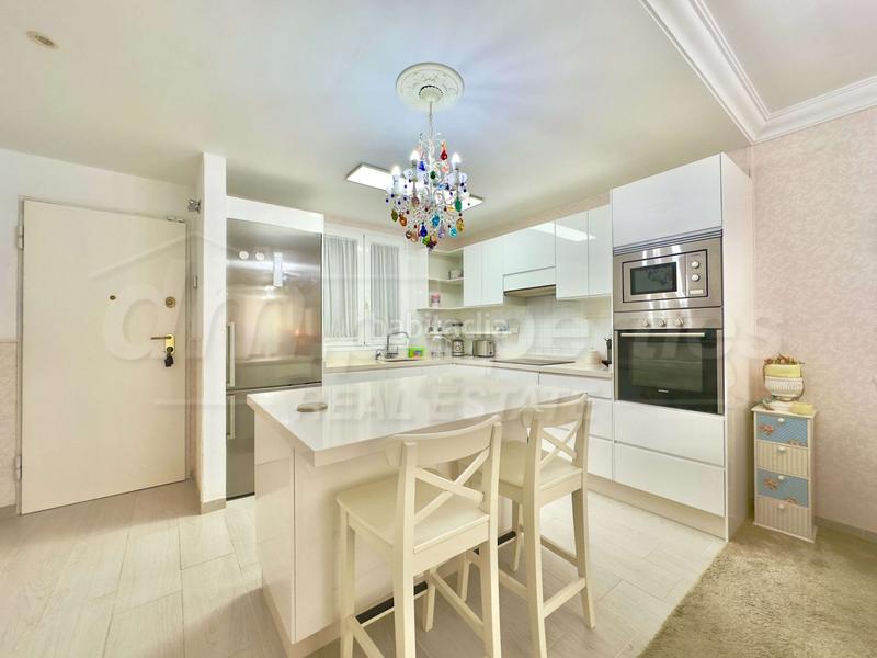 Foto b09edd6d-01ba-479e-ba86-54c610d9c422. Apartament amb aparcament piscina a Torviscas Centro y Alto Adeje