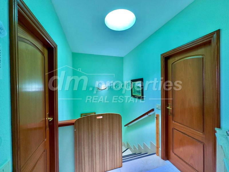 Foto e5ab8121-35b5-407b-bb75-a9a13e003479. Semi detached house with parking in Costa del Silencio Arona