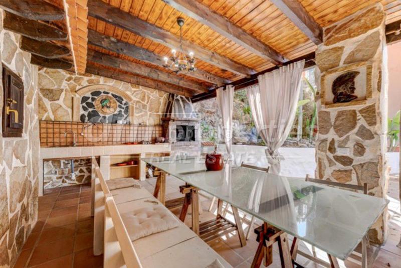 Foto 408c51dc-4129-451c-b5fd-8495868eae61. Xalet amb aparcament piscina a Sauzal (El)