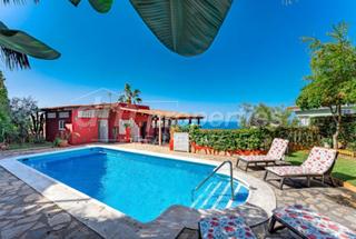 Xalet a Sauzal (El). Villa indep. en venta en el sauzal, 4 dormitorios.