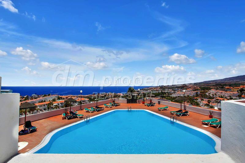 Foto d2b99b3b-068c-4775-abda-aa1799308e6b. Estudio  en venta en costa . en San Eugenio Alto Adeje