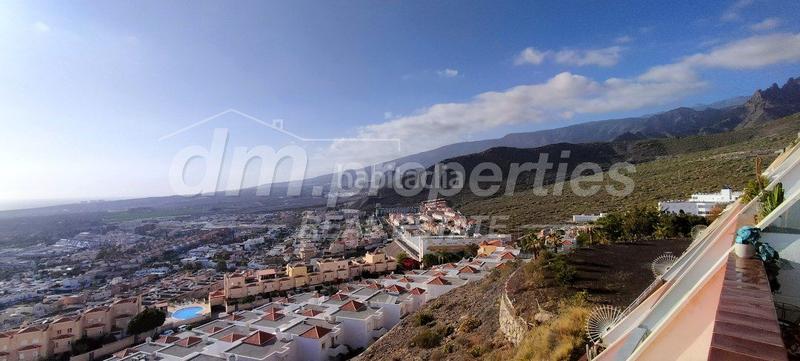 Foto 47a393f8-1037-49c1-83a8-bcb49d0e4127. Apartamento  en venta en torviscas alto, 2 dormitorios. en Adeje