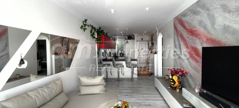 Foto 496d56e8-aaed-4b72-937a-054508964b72. Apartamento  en venta en torviscas alto, 2 dormitorios. en Adeje