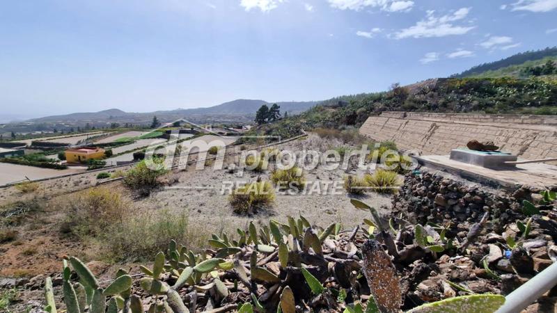 Foto b5d10c8e-b6a8-4608-a357-256d9e874360. Casa  con finca en venta en Cruz de Tea, 2 dormitorios. en Granadilla de Abona