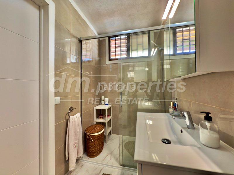 Foto 14396f44-b87e-4fd3-899b-66ba418d8517. Apartamento  en venta en Los Cristianos, 1 dormitorio. en Arona