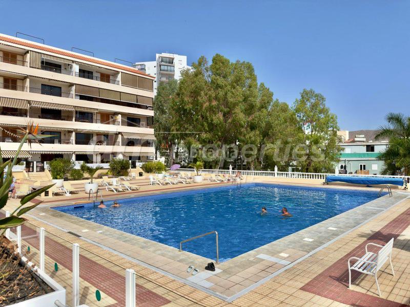 Foto 5043429b-96af-4235-8b20-202336ce4acb. Apartamento  en venta en Los Cristianos, 1 dormitorio. en Arona