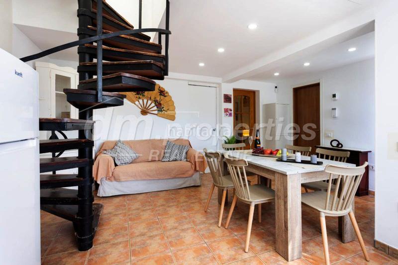 Foto 0af2f2b4-9ed7-4499-a25c-d2712fe8c3be. Dúplex duplex en venta en Costa del Silencio, 4 dormitorios. en Arona