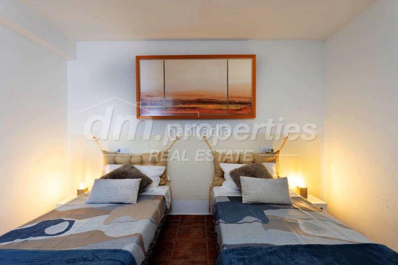 Foto 3c416d1b-7bdd-4308-b8f6-c27c1282f253. Dúplex duplex en venta en Costa del Silencio, 4 dormitorios. en Arona