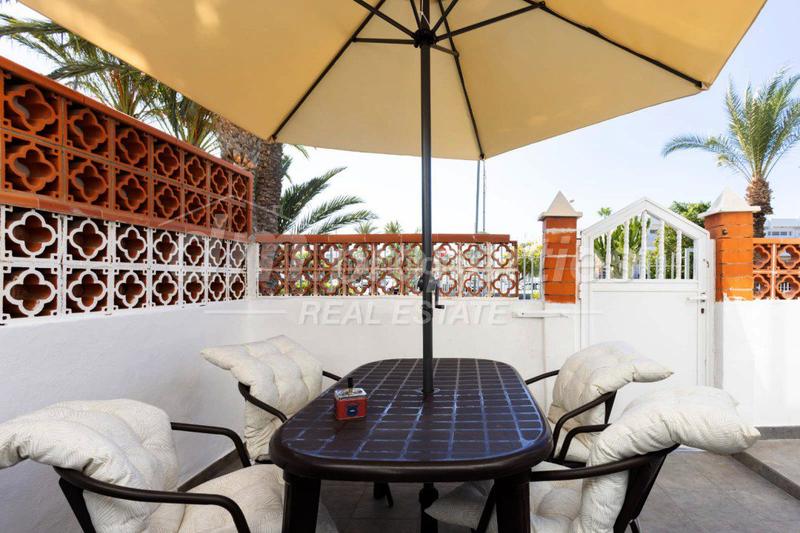 Foto 704021c8-2393-454a-a86b-c7a917ddc7d9. Dúplex duplex en venta en Costa del Silencio, 4 dormitorios. en Arona