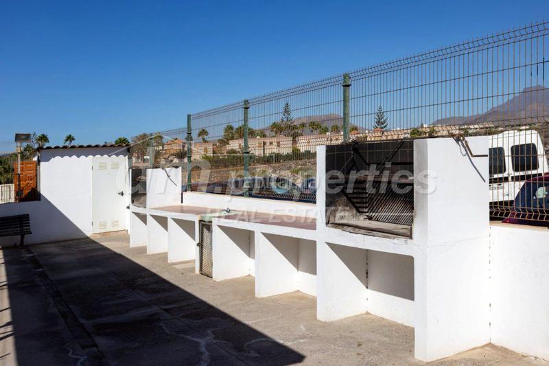 Foto 970d8460-673c-4260-bd7b-321d110c52df. Dúplex duplex en venta en Costa del Silencio, 4 dormitorios. en Arona