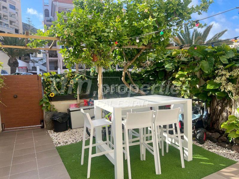Foto a5f03ca3-a57a-4a20-b534-b0c767ad3ab2. Casa a schiera con parcheggio piscina in Los Cristianos Arona