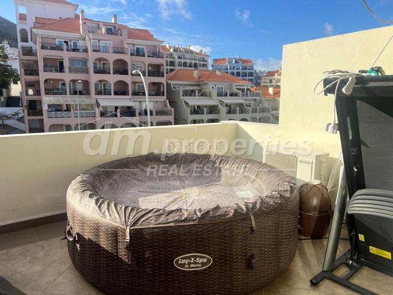 Foto f3134a50-25f4-4ce2-b2f2-e3cce1471404. Casa a schiera con parcheggio piscina in Los Cristianos Arona