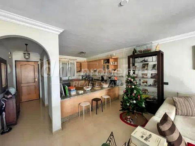 Foto c094ac4f-d91b-447d-89bc-88c181861899. Apartamento  en venta en torviscas alto, 2 dormitorios. en Adeje