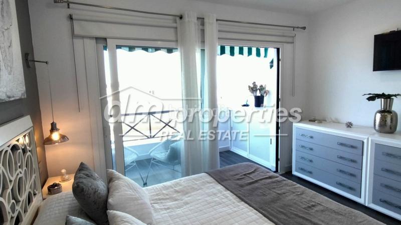 Foto 25425106-dca8-4c3f-a48e-38c3cf9fdd6c. Zweistöckige wohnung mit pool in Los Cristianos Arona