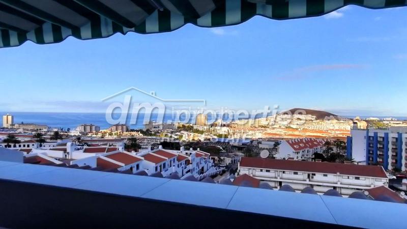 Foto 6e26ddf9-b137-459e-bf58-d22aeb5ab54c. Zweistöckige wohnung mit pool in Los Cristianos Arona