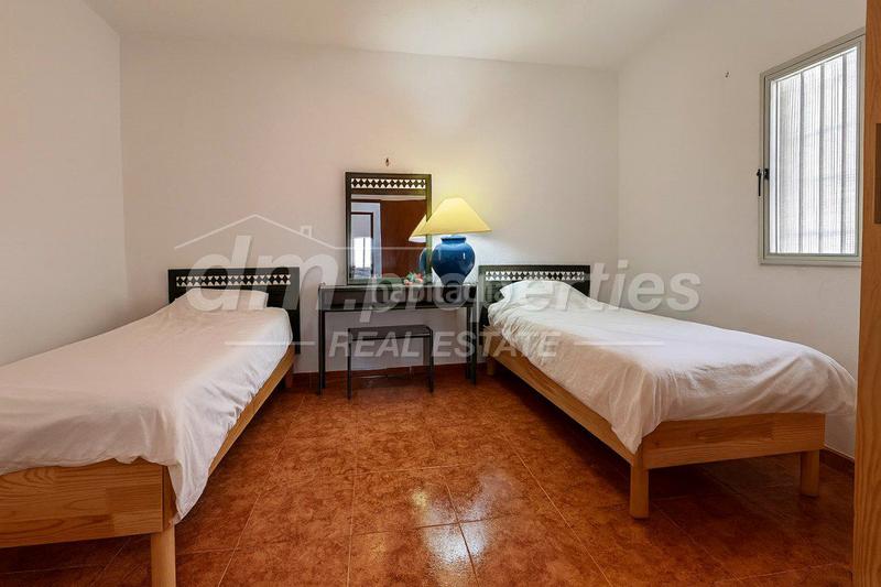 Foto c69a1985-d005-48cf-ba41-6d243d443e3d. House in Arico