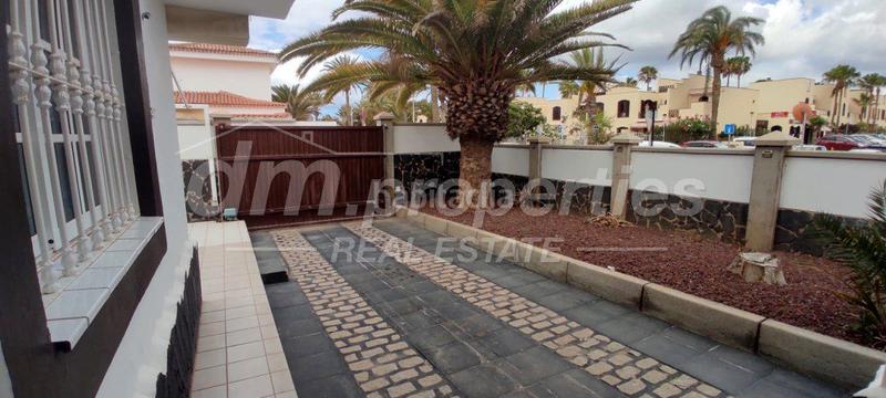 Foto 8566edae-8b4c-4cf6-b842-4aa545c71181. Apartament amb aparcament piscina a Costa del Silencio Arona