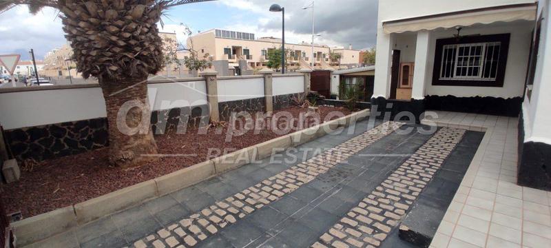 Foto b162ee34-98e8-425c-94d8-5c002bfb41f1. Apartament amb aparcament piscina a Costa del Silencio Arona