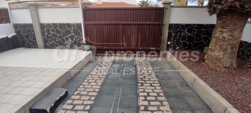 Foto b2395e29-6978-4368-bab7-256b17e40df6. Apartament amb aparcament piscina a Costa del Silencio Arona