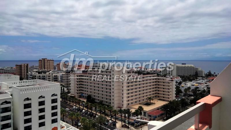 Foto 02228191-cda0-41f6-be9f-82cd4f42671d. Apartament amb aparcament piscina a Playa de las Américas Arona