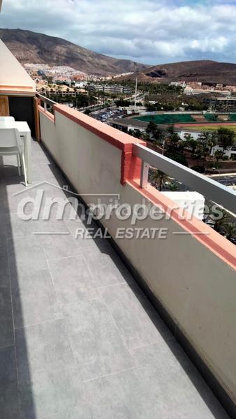 Foto fe9beccd-6c36-4e89-bcb0-1f2096cb04d8. Apartament amb aparcament piscina a Playa de las Américas Arona