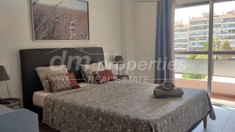 Foto f30e5365-719c-45dc-a8cb-35fa2b57e635. Apartament amb aparcament piscina a Los Cristianos Arona