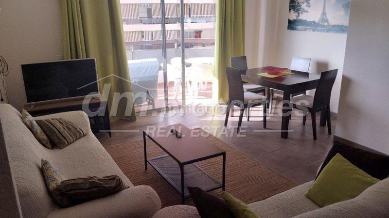 Foto f580e482-8de0-4bf6-bb91-bd57e09721a7. Apartament amb aparcament piscina a Los Cristianos Arona