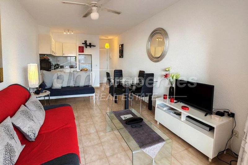 Foto 0f28b4f0-020c-4a66-8771-6f0e0764261f. Apartamento  en venta en Los Cristianos, 1 dormitorio. en Arona