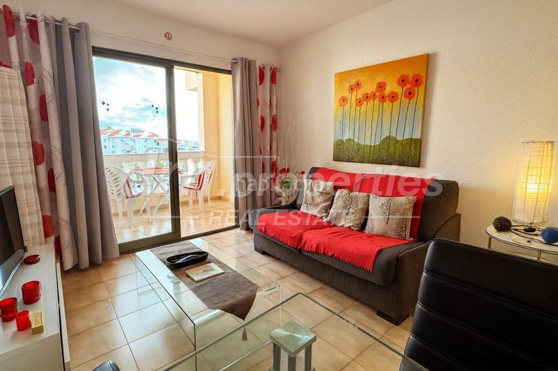 Foto 4d22a270-9222-4921-8838-58d80f4725e9. Apartamento  en venta en Los Cristianos, 1 dormitorio. en Arona