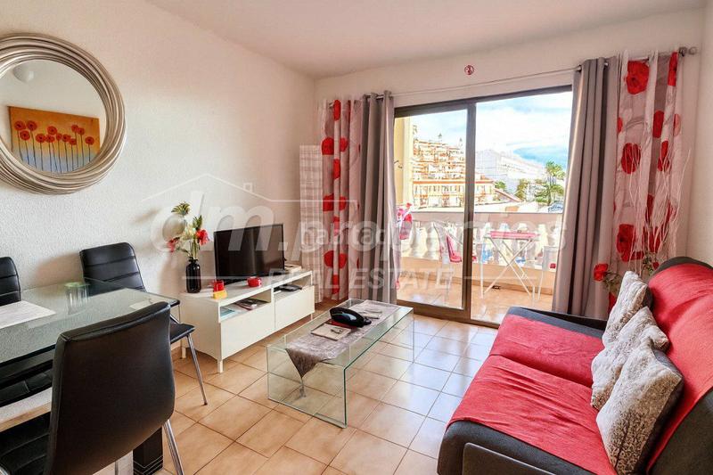 Foto a2186f0e-5d5c-4ecf-96dd-6002f4824ac1. Apartamento  en venta en Los Cristianos, 1 dormitorio. en Arona