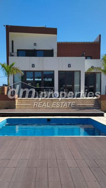 Foto 873baa32-d5b1-4201-b02e-3c91eb000069. Chalet villa en venta , 4 dormitorios. en Cuevecitas - Malpaís Candelaria