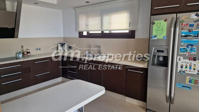Foto c82c69cd-2a59-4809-93de-0233f0395ca5. Chalet villa en venta , 4 dormitorios. en Cuevecitas - Malpaís Candelaria