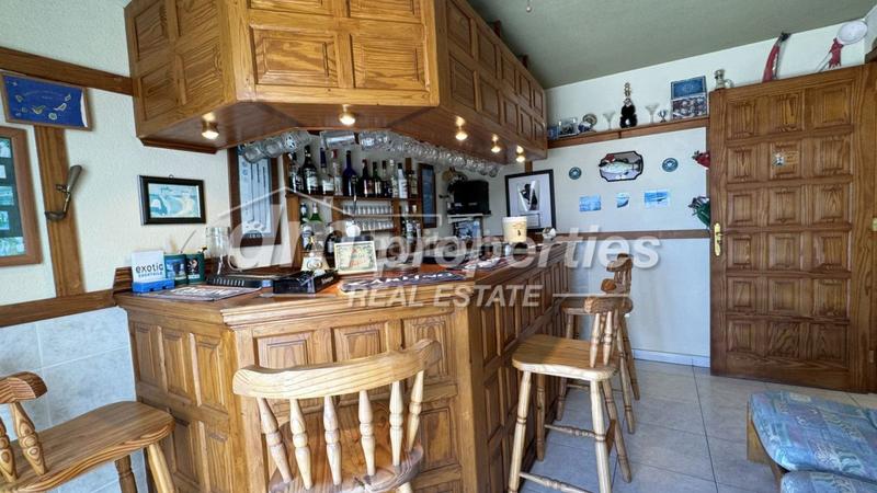 Foto 0ffa334c-46bb-47c3-84d1-a75485eddd18. Chalet con parcheggio piscina in Chayofa Arona