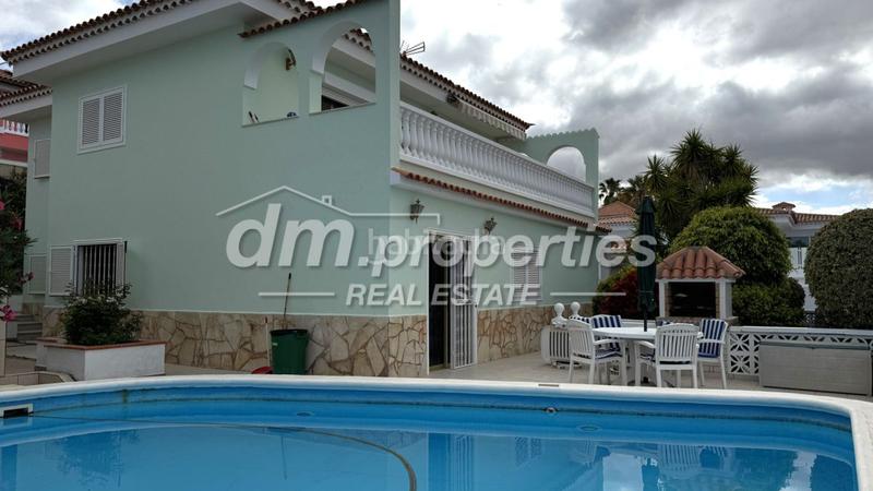 Foto fac35018-695d-4fce-8ece-022259ef5ae2. Chalet con parcheggio piscina in Chayofa Arona