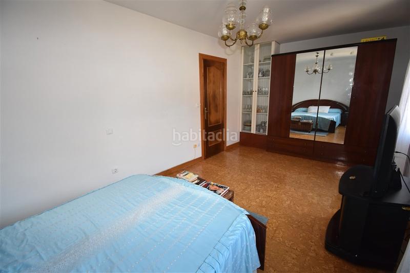 Foto 3dd99a4f-59a0-4581-b7a5-5bcbbe5fd55b. Casa adosada casa en el centro en Tregadín Noja