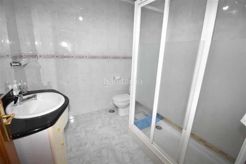 Foto a761e135-fbe2-4c6b-b398-69a476b2e43c. Casa adosada casa en el centro en Tregadín Noja