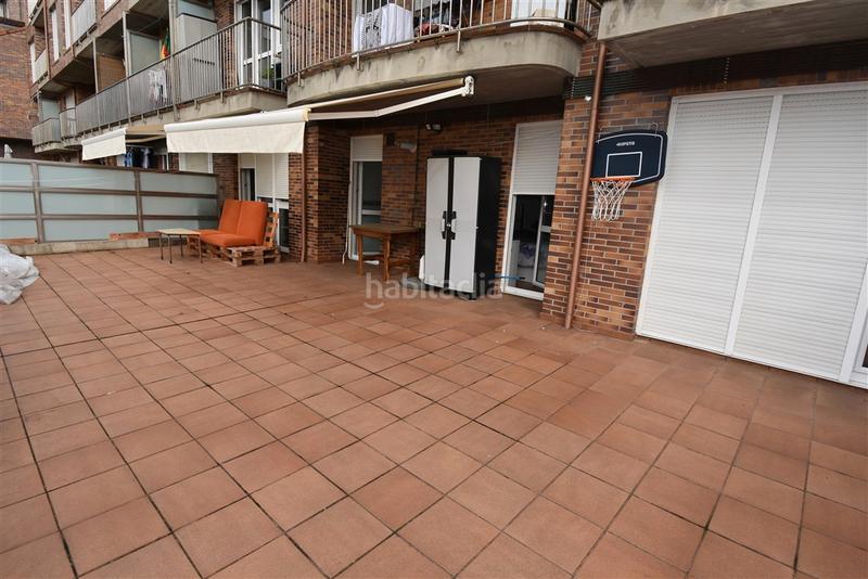 Foto 63d03af7-4540-4631-ad16-47f06bbca2b4. Planta baja bajo con terraza en urbanizacion privada con piscinas en Hazas de Cesto